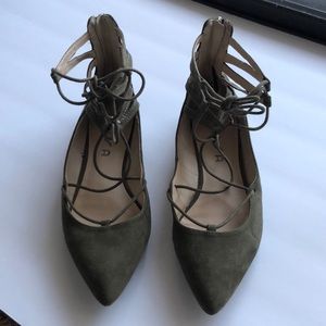 GUC criss cross flats